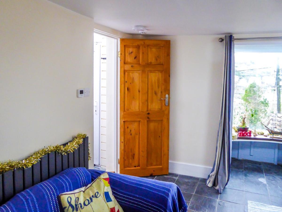 Looe Self Catering Apartment Exterior photo
