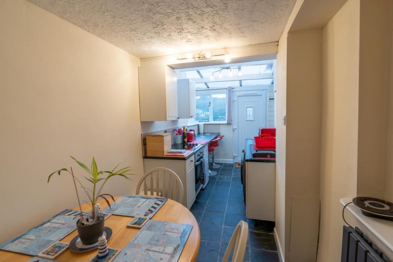 Looe Self Catering Apartment Exterior photo